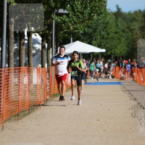 07.09.2025 - 19. Norderstedt Triathlon Michael Strokosch http://msf.ph/oto/8818731 07.09.2025 10:50:23 Laufen 110, 677 meine-sportfotos.de
