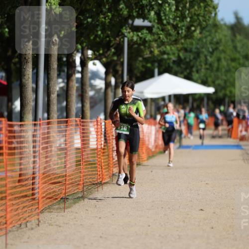 07.09.2025 - 19. Norderstedt Triathlon Michael Strokosch http://msf.ph/oto/8818741 07.09.2025 10:50:24 Laufen 110, 677 meine-sportfotos.de