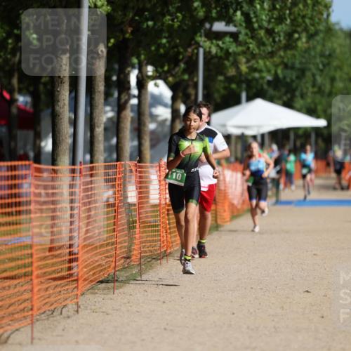 07.09.2025 - 19. Norderstedt Triathlon Michael Strokosch http://msf.ph/oto/8818747 07.09.2025 10:50:25 Laufen 110, 677, 1126 meine-sportfotos.de