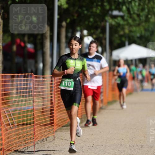 07.09.2025 - 19. Norderstedt Triathlon Michael Strokosch http://msf.ph/oto/8818769 07.09.2025 10:50:27 Laufen 67, 110, 677, 1126 meine-sportfotos.de