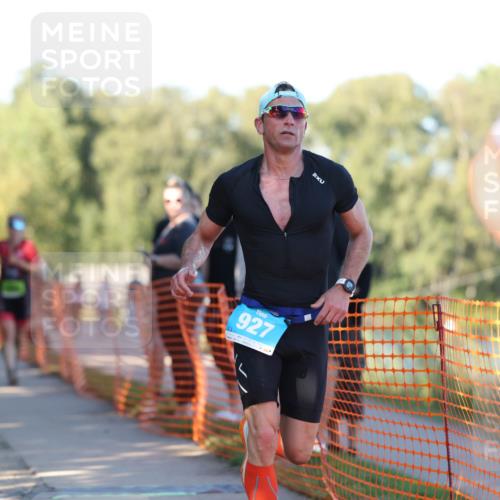 07.09.2025 - 19. Norderstedt Triathlon Michael Strokosch http://msf.ph/oto/8818778 07.09.2025 16:43:06 Laufen 927, 943, 1063, 1066, 1549, 1606 meine-sportfotos.de