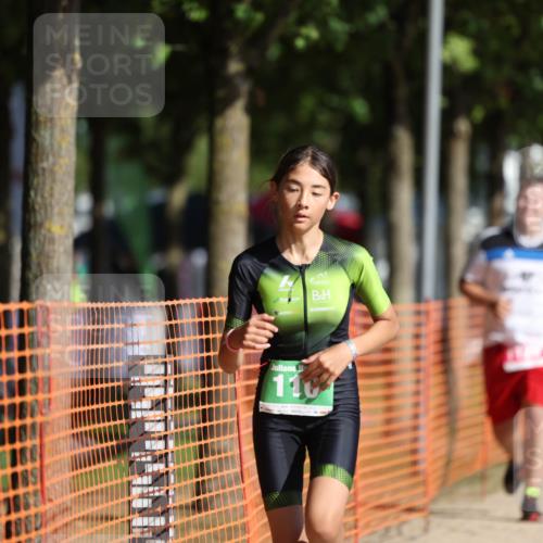 07.09.2025 - 19. Norderstedt Triathlon Michael Strokosch http://msf.ph/oto/8818782 07.09.2025 10:50:28 Laufen 67, 110, 1126 meine-sportfotos.de