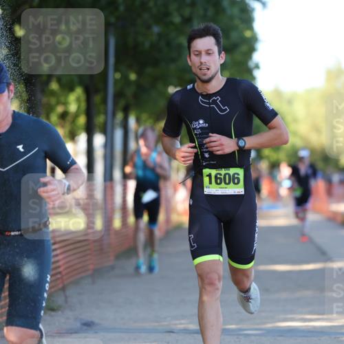 07.09.2025 - 19. Norderstedt Triathlon Michael Strokosch http://msf.ph/oto/8818809 07.09.2025 16:43:13 Laufen 1066, 1549, 1577, 1606, 1630 meine-sportfotos.de