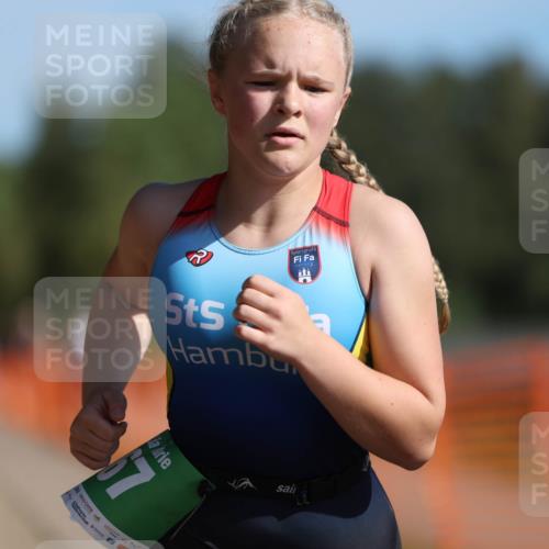 07.09.2025 - 19. Norderstedt Triathlon Michael Strokosch http://msf.ph/oto/8818850 07.09.2025 10:50:36 Laufen 67, 1126 meine-sportfotos.de