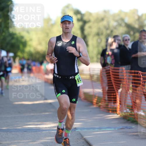 07.09.2025 - 19. Norderstedt Triathlon Michael Strokosch http://msf.ph/oto/8818884 07.09.2025 16:43:26 Laufen 1097, 1411, 1555, 1602 meine-sportfotos.de