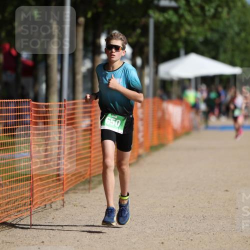 07.09.2025 - 19. Norderstedt Triathlon Michael Strokosch http://msf.ph/oto/8818885 07.09.2025 10:50:44 Laufen 650 meine-sportfotos.de