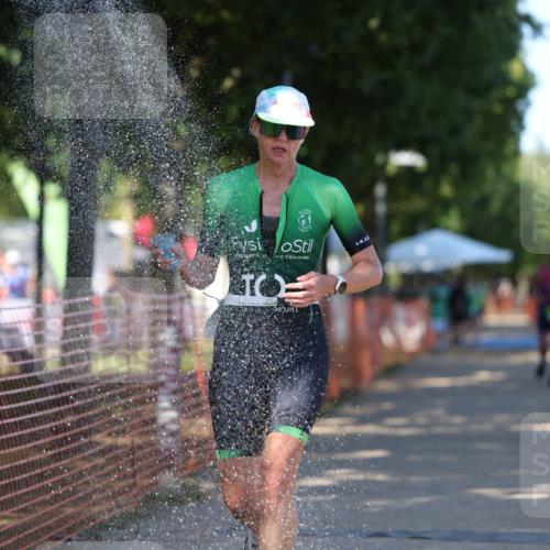 07.09.2025 - 19. Norderstedt Triathlon Michael Strokosch http://msf.ph/oto/8818917 07.09.2025 15:44:13 Laufen 379, 1491 meine-sportfotos.de