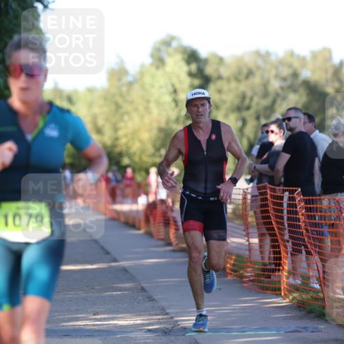 07.09.2025 - 19. Norderstedt Triathlon Michael Strokosch http://msf.ph/oto/8818971 07.09.2025 16:43:57 Laufen 415, 1079 meine-sportfotos.de