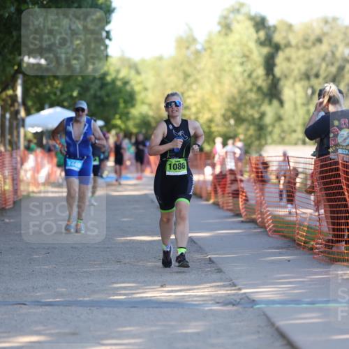 07.09.2025 - 19. Norderstedt Triathlon Michael Strokosch http://msf.ph/oto/8818996 07.09.2025 16:44:24 Laufen 1086, 1449 meine-sportfotos.de