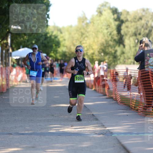 07.09.2025 - 19. Norderstedt Triathlon Michael Strokosch http://msf.ph/oto/8818998 07.09.2025 16:44:24 Laufen 1086, 1449 meine-sportfotos.de