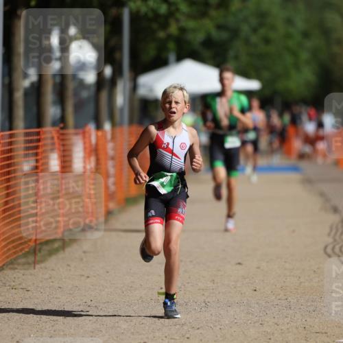07.09.2025 - 19. Norderstedt Triathlon Michael Strokosch http://msf.ph/oto/8818999 07.09.2025 10:51:06 Laufen 80, 663 meine-sportfotos.de
