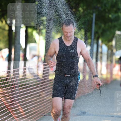 07.09.2025 - 19. Norderstedt Triathlon Michael Strokosch http://msf.ph/oto/8819049 07.09.2025 16:44:40 Laufen 429, 893, 902, 925, 1045, 1082, 1413, 1474, 1609 meine-sportfotos.de