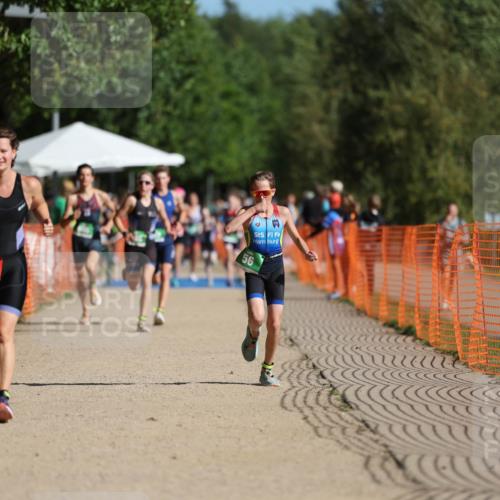 07.09.2025 - 19. Norderstedt Triathlon Michael Strokosch http://msf.ph/oto/8819150 07.09.2025 10:51:29 Laufen 56, 673, 686, 1146 meine-sportfotos.de