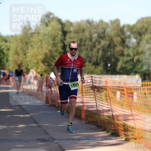 07.09.2025 - 19. Norderstedt Triathlon Michael Strokosch http://msf.ph/oto/8819165 07.09.2025 15:45:45 Laufen 1485, 1497 meine-sportfotos.de