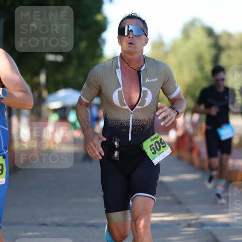 07.09.2025 - 19. Norderstedt Triathlon Michael Strokosch http://msf.ph/oto/8819186 07.09.2025 16:45:03 Laufen 509, 930, 1568, 1569 meine-sportfotos.de