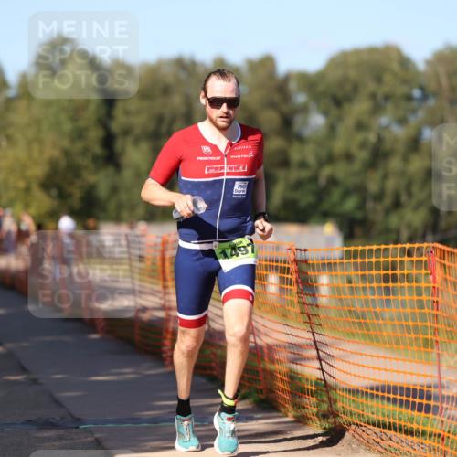 07.09.2025 - 19. Norderstedt Triathlon Michael Strokosch http://msf.ph/oto/8819187 07.09.2025 15:45:46 Laufen 1485, 1497 meine-sportfotos.de