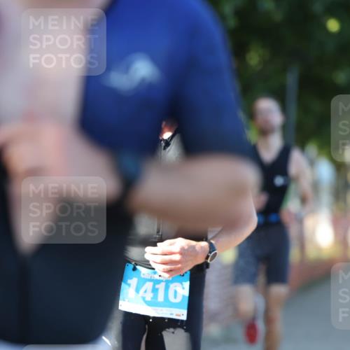 07.09.2025 - 19. Norderstedt Triathlon Michael Strokosch http://msf.ph/oto/8819240 07.09.2025 16:45:18 Laufen 380, 913, 1410 meine-sportfotos.de