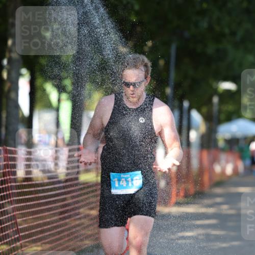 07.09.2025 - 19. Norderstedt Triathlon Michael Strokosch http://msf.ph/oto/8819270 07.09.2025 15:45:56 Laufen 1422, 1505 meine-sportfotos.de