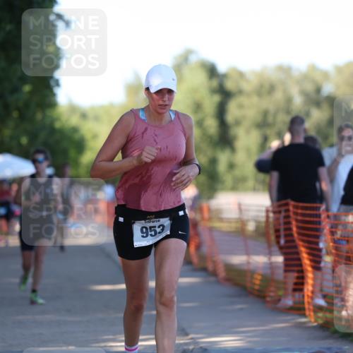 07.09.2025 - 19. Norderstedt Triathlon Michael Strokosch http://msf.ph/oto/8819292 07.09.2025 16:45:41 Laufen 953, 954, 1043, 1621 meine-sportfotos.de