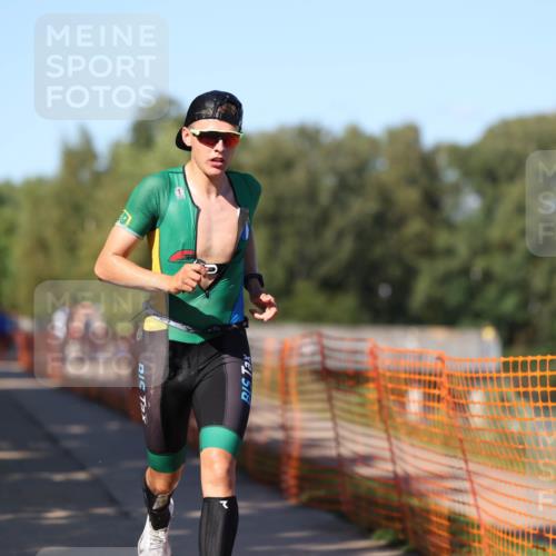 07.09.2025 - 19. Norderstedt Triathlon Michael Strokosch http://msf.ph/oto/8819314 07.09.2025 15:46:02 Laufen 1505 meine-sportfotos.de