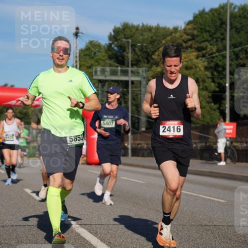 07.09.2025 - BARMER Alsterlauf Yannick Fuchs http://msf.ph/oto/8819342 07.09.2025 09:44:13 Laufen 2165, 4420, 5853, 5807, 2416 meine-sportfotos.de
