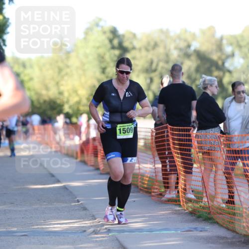 07.09.2025 - 19. Norderstedt Triathlon Michael Strokosch http://msf.ph/oto/8819344 07.09.2025 16:45:50 Laufen 951, 954, 1509, 1621 meine-sportfotos.de