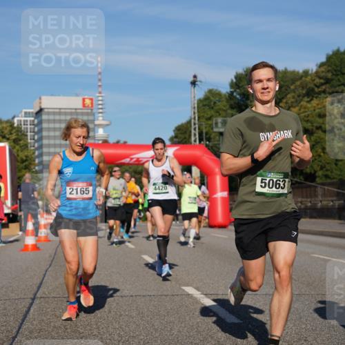 07.09.2025 - BARMER Alsterlauf Yannick Fuchs http://msf.ph/oto/8819399 07.09.2025 09:44:15 Laufen 2165, 114, 4420, 5063 meine-sportfotos.de