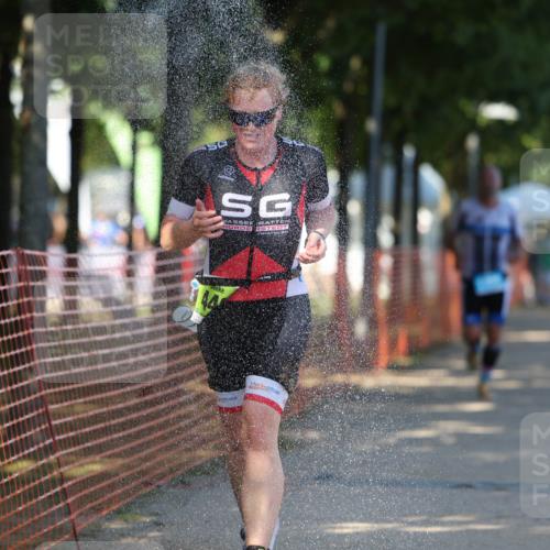 07.09.2025 - 19. Norderstedt Triathlon Michael Strokosch http://msf.ph/oto/8819426 07.09.2025 15:46:19 Laufen 446, 447 meine-sportfotos.de