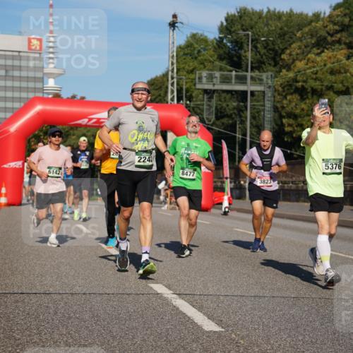 07.09.2025 - BARMER Alsterlauf Yannick Fuchs http://msf.ph/oto/8819462 07.09.2025 09:44:17 Laufen 6142, 2241, 8477, 5376, 3823 meine-sportfotos.de