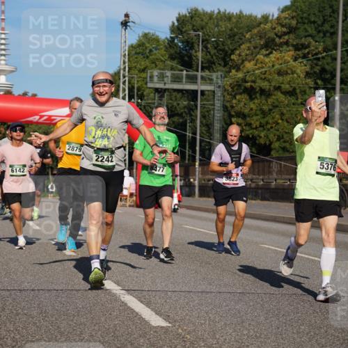 07.09.2025 - BARMER Alsterlauf Yannick Fuchs http://msf.ph/oto/8819479 07.09.2025 09:44:18 Laufen 6142, 2879, 10, 2242, 8477, 3823, 5376 meine-sportfotos.de