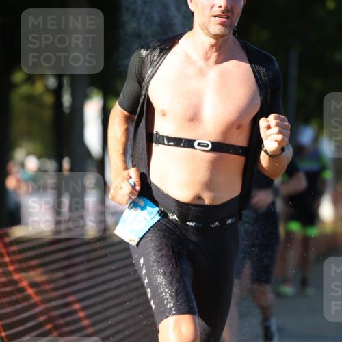 07.09.2025 - 19. Norderstedt Triathlon Michael Strokosch http://msf.ph/oto/8819491 07.09.2025 16:46:27 Laufen 397, 503, 866, 887, 1415 meine-sportfotos.de