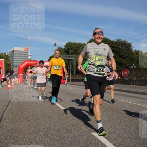 07.09.2025 - BARMER Alsterlauf Yannick Fuchs http://msf.ph/oto/8819523 07.09.2025 09:44:19 Laufen 6142, 2879, 2242, 3823 meine-sportfotos.de