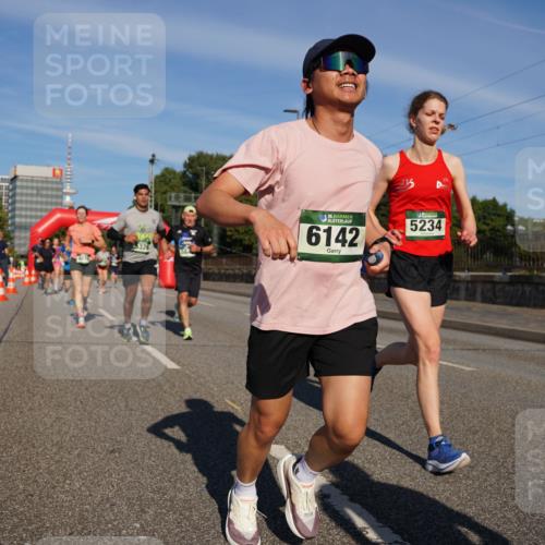 07.09.2025 - BARMER Alsterlauf Yannick Fuchs http://msf.ph/oto/8819572 07.09.2025 09:44:21 Laufen 36, 6142, 5234 meine-sportfotos.de
