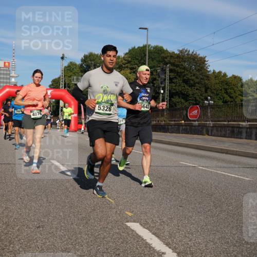 07.09.2025 - BARMER Alsterlauf Yannick Fuchs http://msf.ph/oto/8819590 07.09.2025 09:44:23 Laufen 5326, 5643, 3981, 5940, 4979, 3247 meine-sportfotos.de