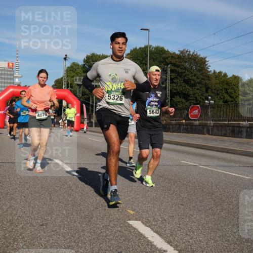 07.09.2025 - BARMER Alsterlauf Yannick Fuchs http://msf.ph/oto/8819594 07.09.2025 09:44:23 Laufen 3981, 10, 5326, 4979, 5643 meine-sportfotos.de