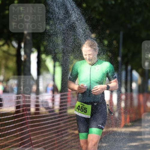 07.09.2025 - 19. Norderstedt Triathlon Michael Strokosch http://msf.ph/oto/8819610 07.09.2025 15:47:03 Laufen 462, 465, 1430 meine-sportfotos.de