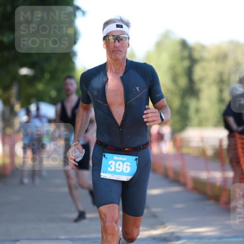 07.09.2025 - 19. Norderstedt Triathlon Michael Strokosch http://msf.ph/oto/8819688 07.09.2025 16:48:04 Laufen 396, 889, 903, 910, 947, 1074, 1618 meine-sportfotos.de