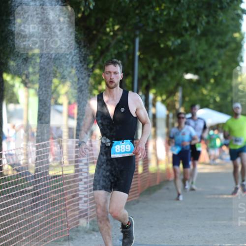 07.09.2025 - 19. Norderstedt Triathlon Michael Strokosch http://msf.ph/oto/8819695 07.09.2025 16:48:05 Laufen 396, 889, 903, 910, 947, 1074, 1618 meine-sportfotos.de