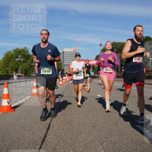 07.09.2025 - BARMER Alsterlauf Yannick Fuchs http://msf.ph/oto/8819703 07.09.2025 09:44:28 Laufen 5940, 4613, 2451 meine-sportfotos.de