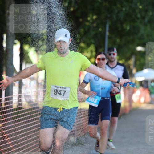 07.09.2025 - 19. Norderstedt Triathlon Michael Strokosch http://msf.ph/oto/8819717 07.09.2025 16:48:10 Laufen 889, 903, 947, 1618 meine-sportfotos.de