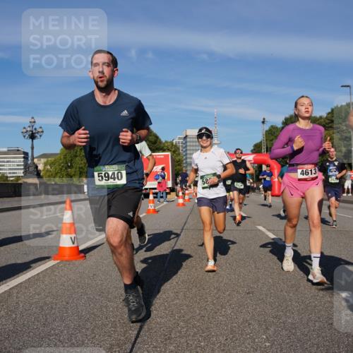 07.09.2025 - BARMER Alsterlauf Yannick Fuchs http://msf.ph/oto/8819720 07.09.2025 09:44:28 Laufen 5940, 582, 507, 6254, 4613, 2825, 2451 meine-sportfotos.de