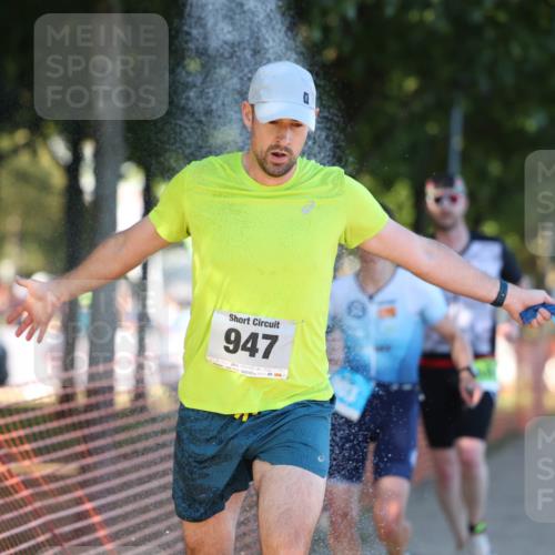 07.09.2025 - 19. Norderstedt Triathlon Michael Strokosch http://msf.ph/oto/8819721 07.09.2025 16:48:10 Laufen 889, 903, 947, 1618 meine-sportfotos.de
