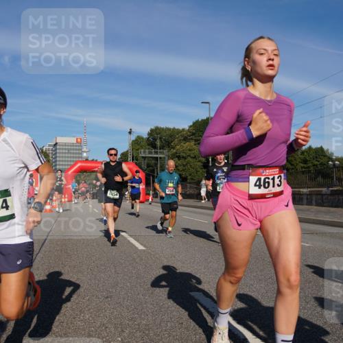 07.09.2025 - BARMER Alsterlauf Yannick Fuchs http://msf.ph/oto/8819744 07.09.2025 09:44:29 Laufen 13, 5884, 2025, 2545, 4613 meine-sportfotos.de