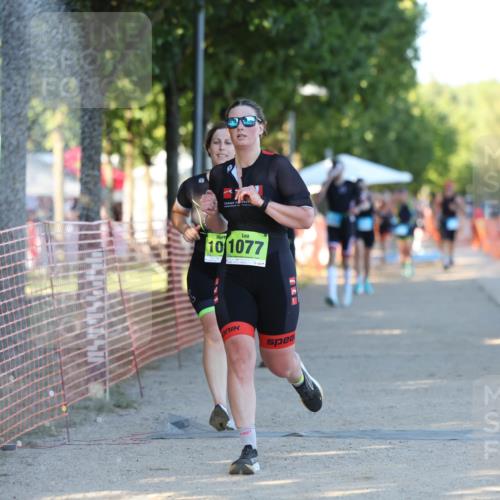 07.09.2025 - 19. Norderstedt Triathlon Michael Strokosch http://msf.ph/oto/8819750 07.09.2025 16:48:23 Laufen 414, 1077, 1093, 1613 meine-sportfotos.de