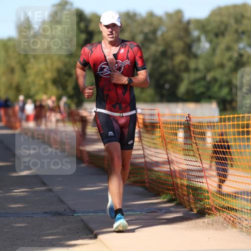 07.09.2025 - 19. Norderstedt Triathlon Michael Strokosch http://msf.ph/oto/8819751 07.09.2025 15:47:31 Laufen  meine-sportfotos.de