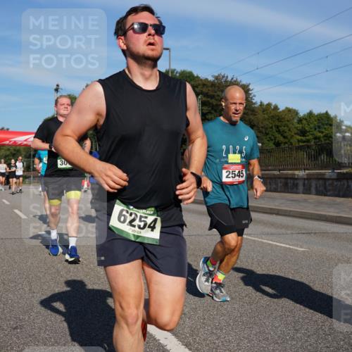 07.09.2025 - BARMER Alsterlauf Yannick Fuchs http://msf.ph/oto/8819792 07.09.2025 09:44:30 Laufen 5969, 00, 30, 6254, 2, 025, 2545 meine-sportfotos.de