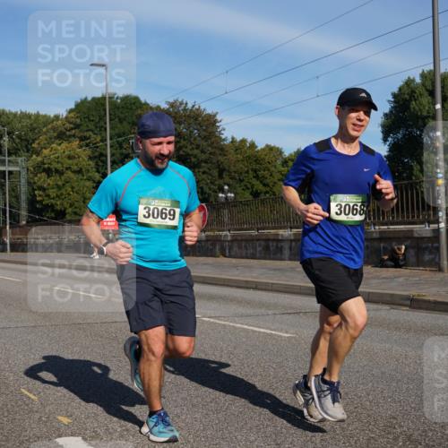 07.09.2025 - BARMER Alsterlauf Yannick Fuchs http://msf.ph/oto/8819820 07.09.2025 09:44:32 Laufen 3069, 3068 meine-sportfotos.de