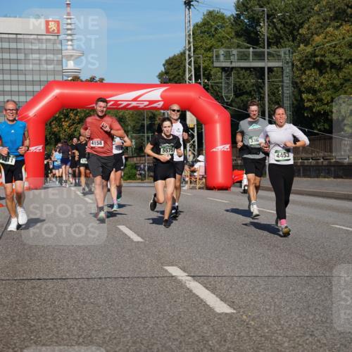 07.09.2025 - BARMER Alsterlauf Yannick Fuchs http://msf.ph/oto/8819859 07.09.2025 09:44:34 Laufen 4158, 5575, 336, 4453, 76 meine-sportfotos.de