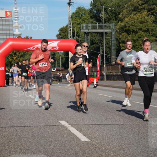 07.09.2025 - BARMER Alsterlauf Yannick Fuchs http://msf.ph/oto/8819901 07.09.2025 09:44:35 Laufen 5311, 4795, 4158, 336, 4453 meine-sportfotos.de