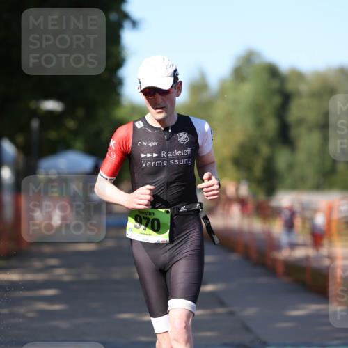 07.09.2025 - 19. Norderstedt Triathlon Michael Strokosch http://msf.ph/oto/8819939 07.09.2025 15:48:28 Laufen 1404 meine-sportfotos.de
